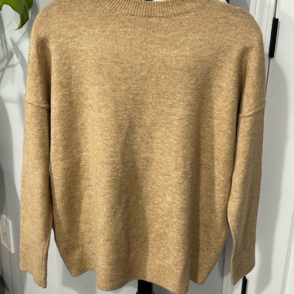 Vince Camuto Women’s Sweater size S 💥Like New💥 - Picture 3 of 3